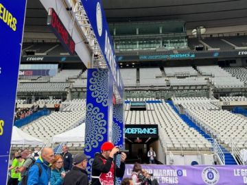 | Retour en images sur notre dernier week-end 📸 |

La Ligne d'arrivée de La Voie Royale,Semi-Marathon 10km de Saint-Denis et La Belle Vadrouille 5km dans le...