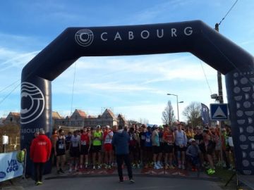 | Retour en images sur notre week-end ... 📸 |

Ce week-end nos équipes étaient présentes sur plusieurs courses 😎
° La ligne de départ du Semi Marathon de...